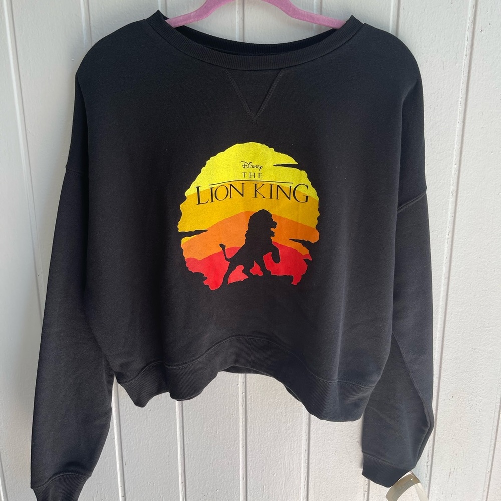 Lion King Cropped Pullover Sweatshirt